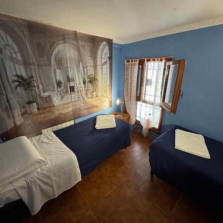 Hotel The Wolf House à Venise Extérieur photo