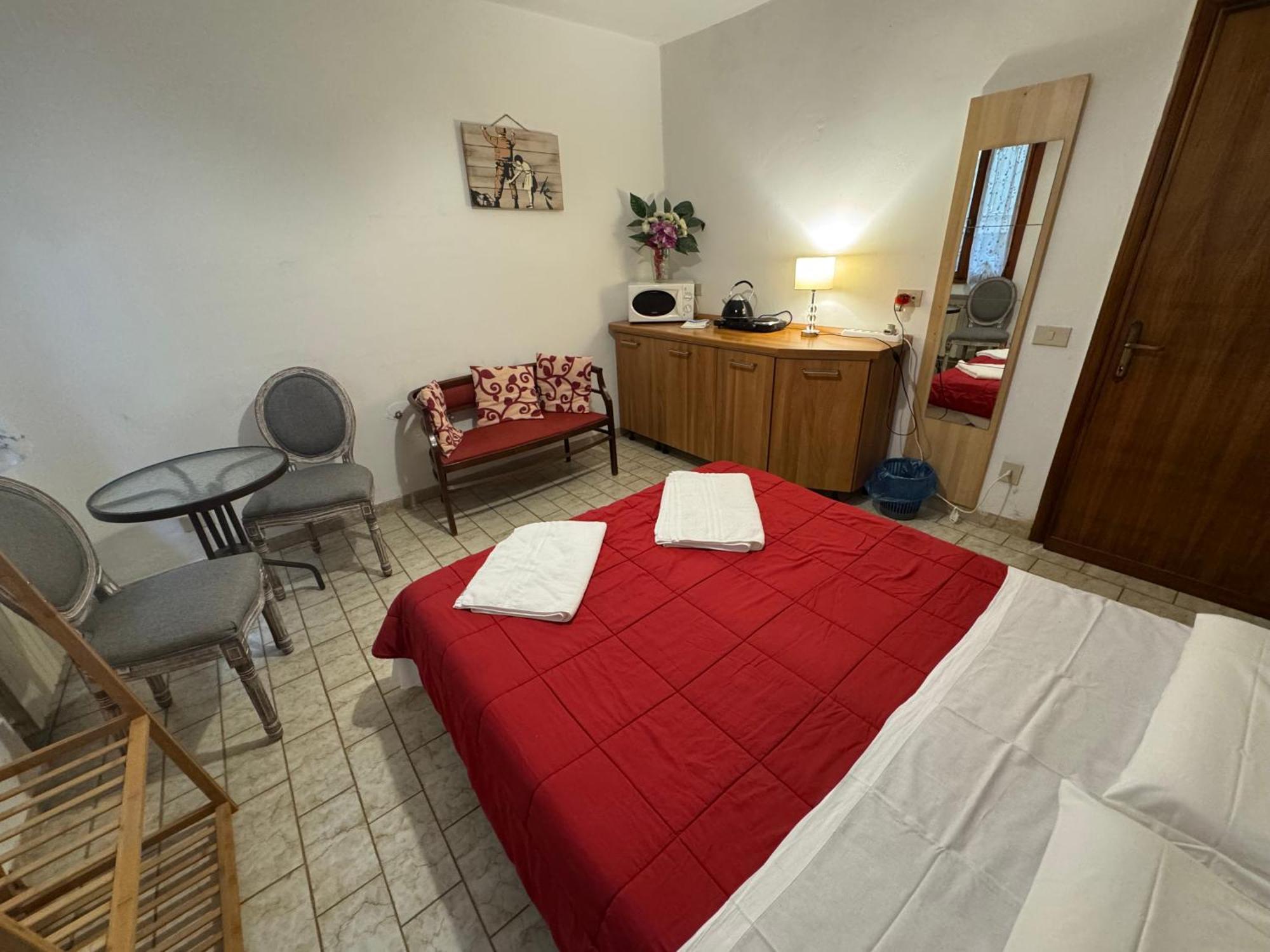 Hotel The Wolf House à Venise Extérieur photo